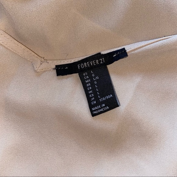 FORVER 21 beige tank with adjustable straps - Picture 3 of 4